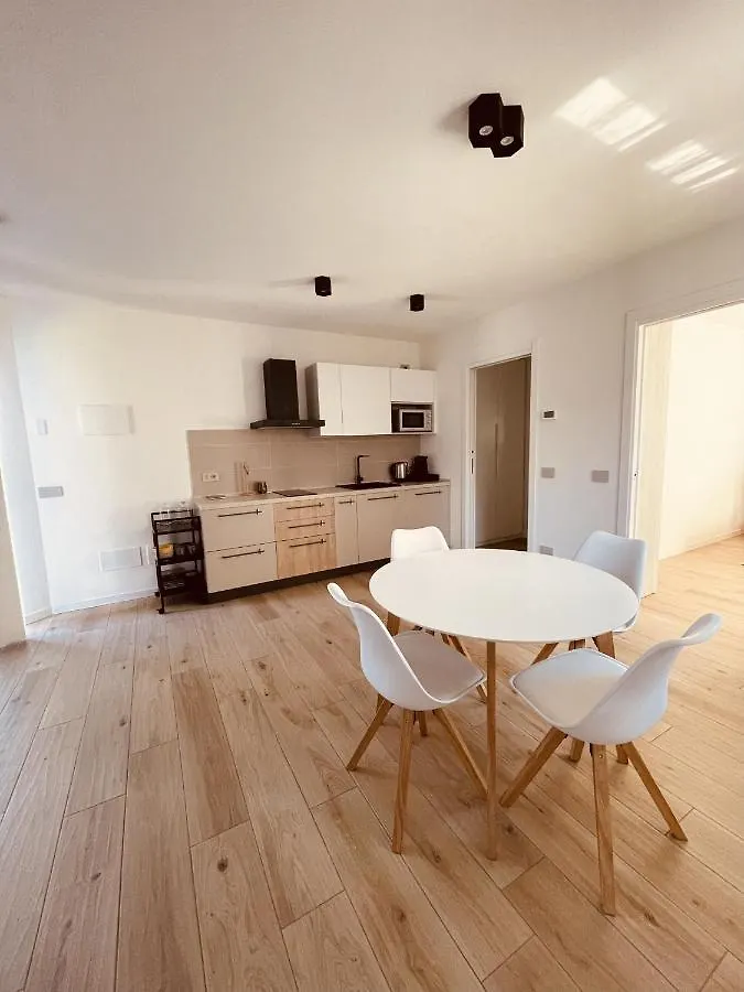 Tellure Apartments With Breakfast Berbenno di Valtellina